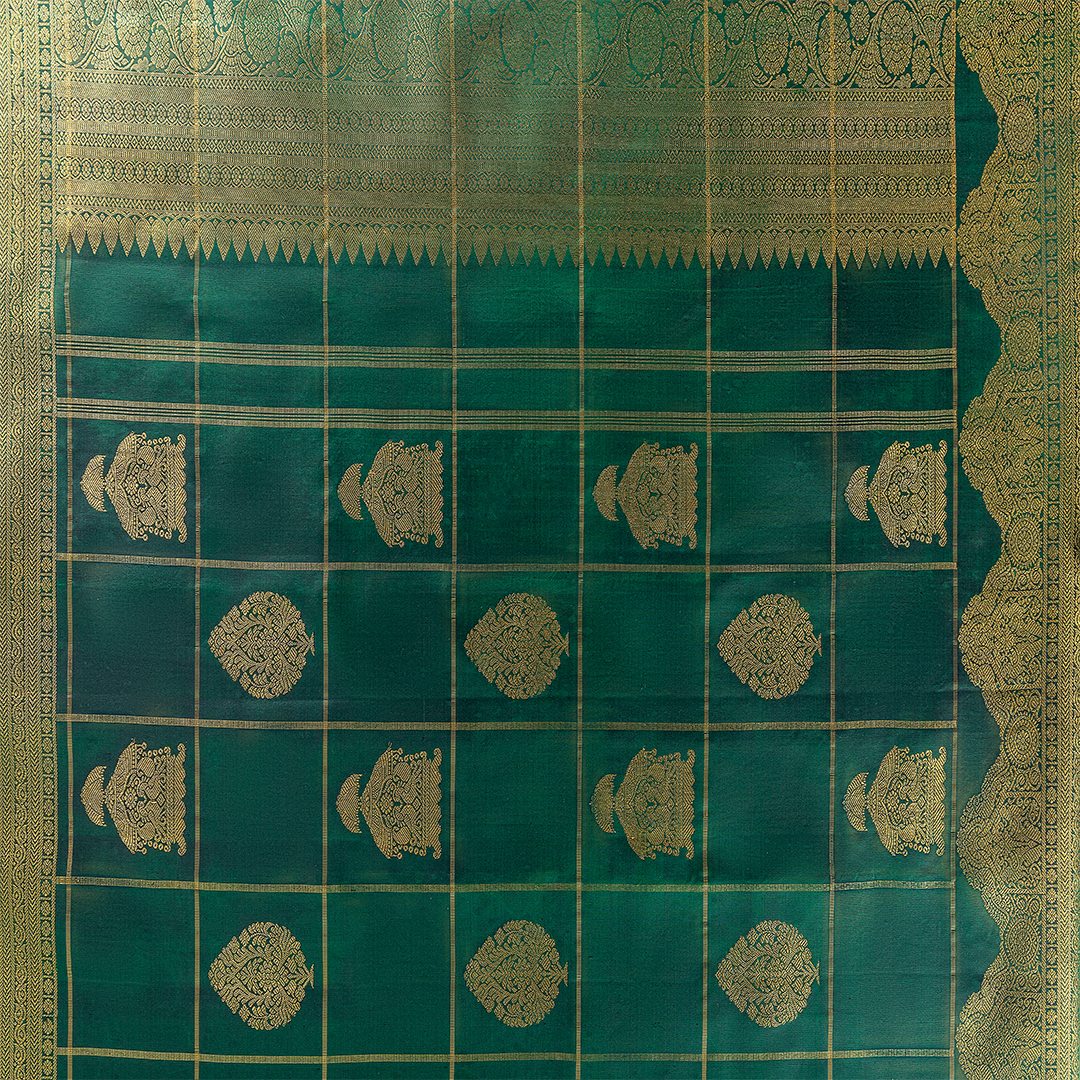 DS23240030