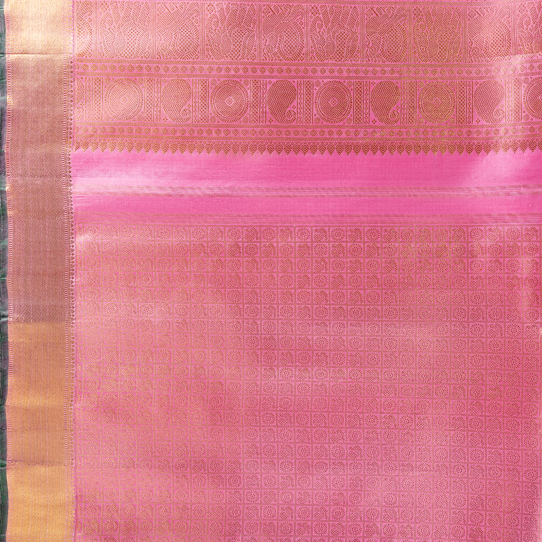 DS23240032